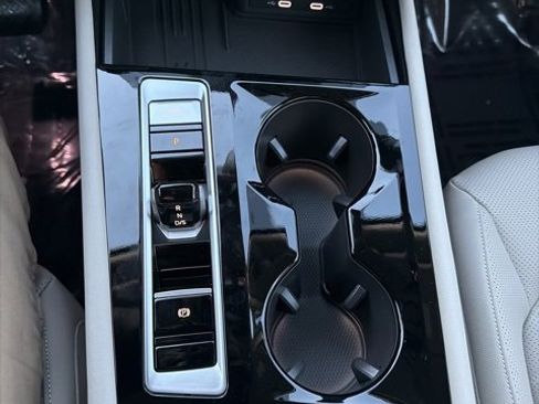 New 2026 Volkswagen Atlas SE image 13