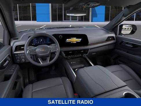 New 2026 Chevrolet Suburban LT w/ Comfort Package AWD/4WD image 16