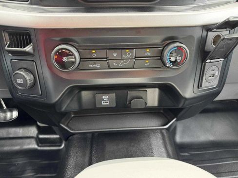 Used 2023 Ford F150 XL image 33