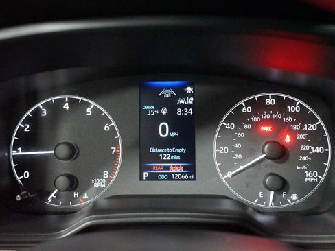 Certified 2025 Toyota Corolla Cross L image 15