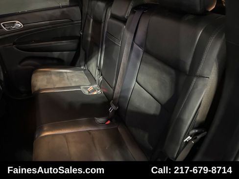 Used 2019 Jeep Grand Cherokee Altitude image 37