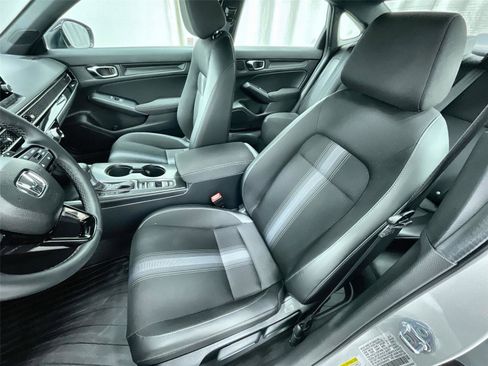 Certified 2025 Honda Civic Sport image 17