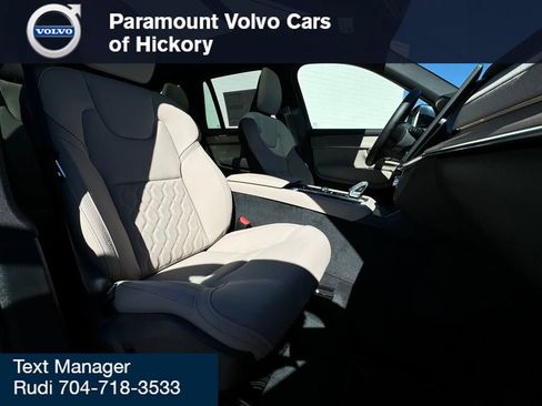 New 2026 Volvo XC90 B6 Plus w/ Protection Package Premier image 18