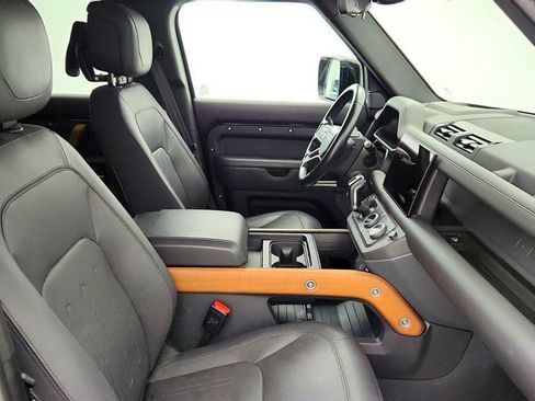 Used 2023 Land Rover Defender 110 X AWD/4WD image 25