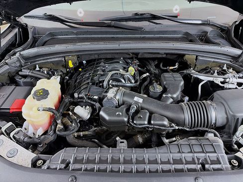 Used 2022 Jeep Grand Cherokee L Altitude image 18