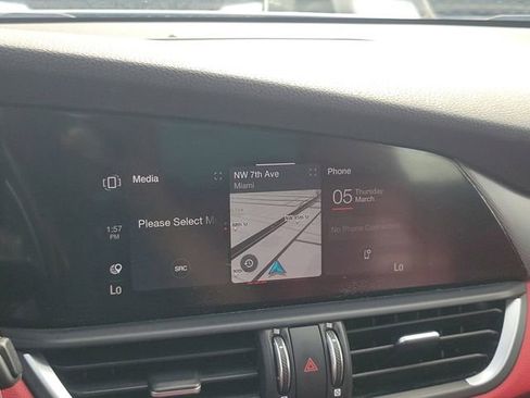 Used 2021 Alfa Romeo Giulia Ti Sport image 26