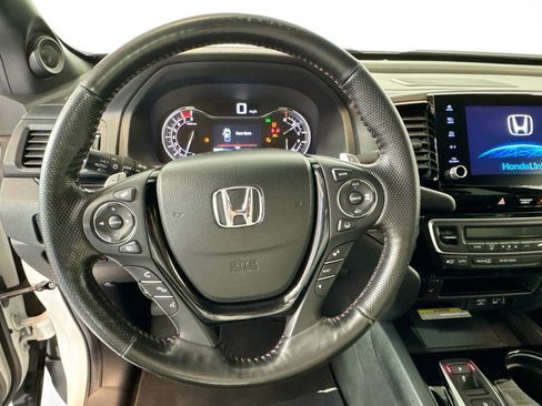 Used 2023 Honda Ridgeline Black Edition image 10