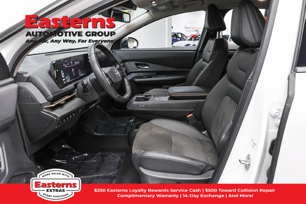 Used 2024 Nissan Ariya AWD image 15