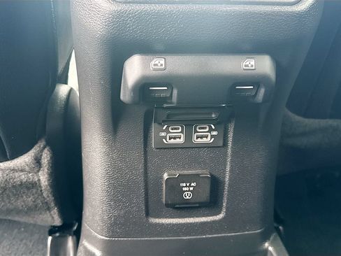 Used 2023 Jeep Wrangler Unlimited Sahara w/ Cold Weather Group AWD/4WD image 29