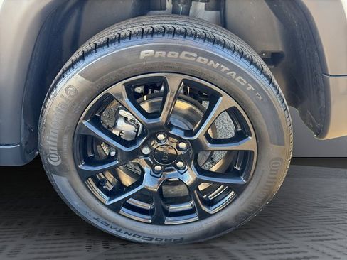 Used 2023 Jeep Compass Altitude w/ Convenience Group image 30