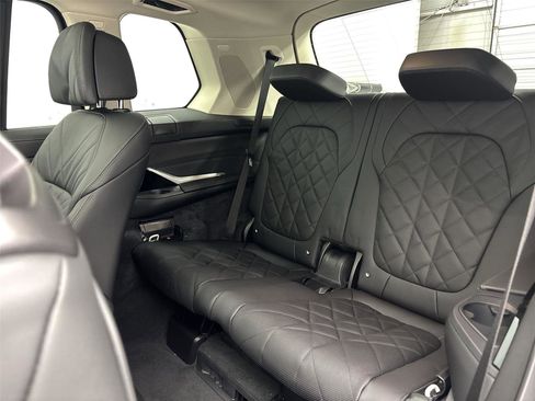 New 2026 BMW X7 xDrive40i w/ Premium Package image 30