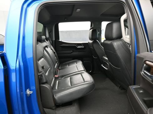 Used 2023 GMC Sierra 1500 Elevation w/ LPO, Elevation Black Package AWD/4WD image 24