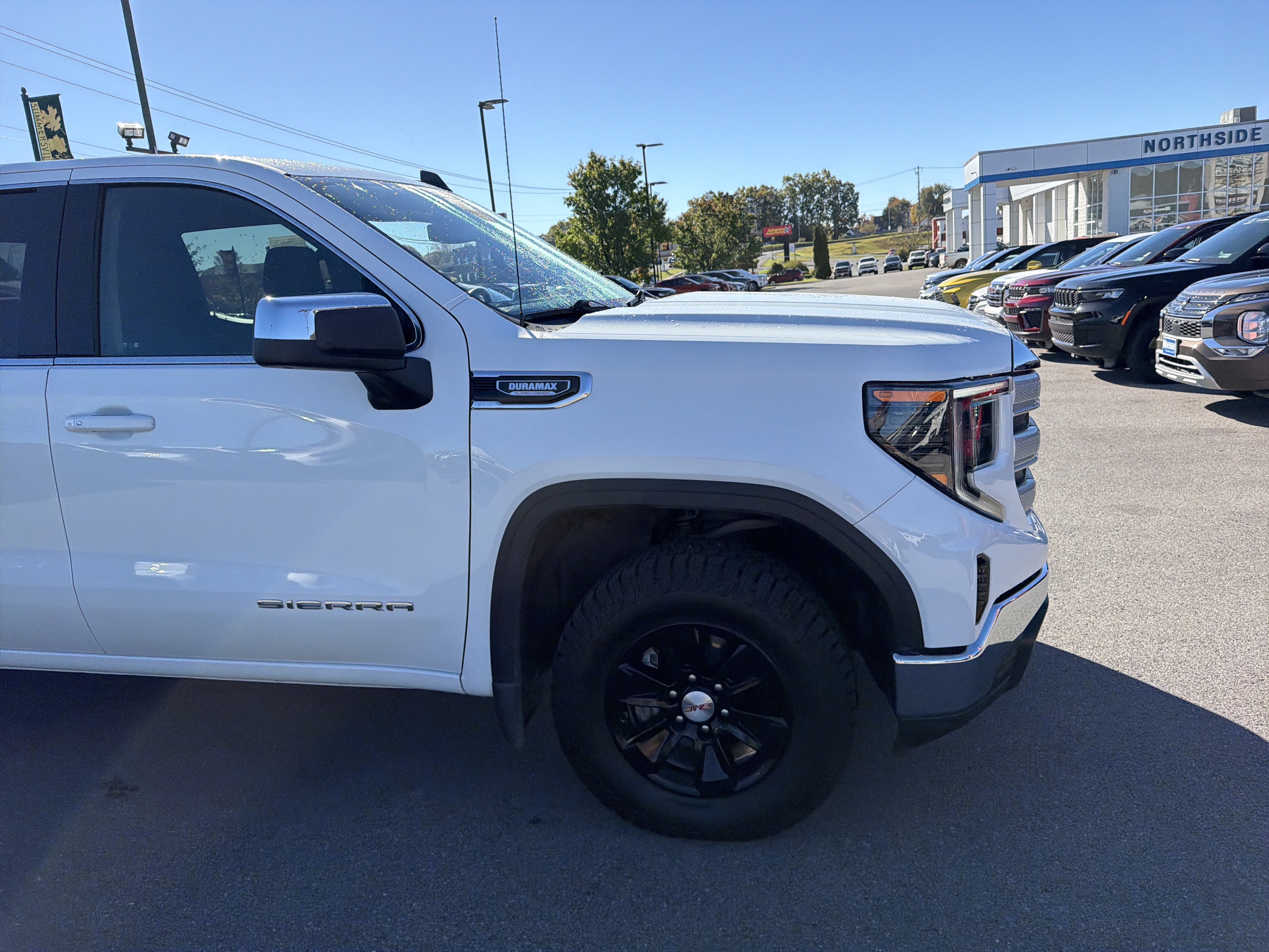 Certified 2024 GMC Sierra 1500 SLE AWD/4WD image 4