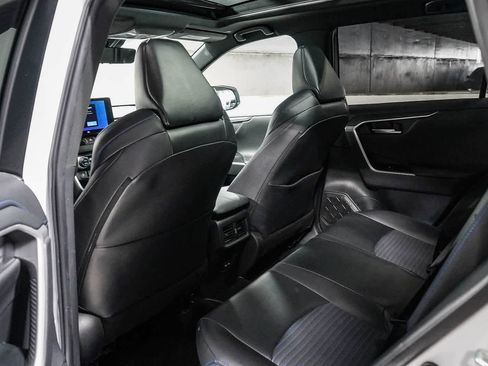 Used 2023 Toyota RAV4 XSE AWD/4WD image 19