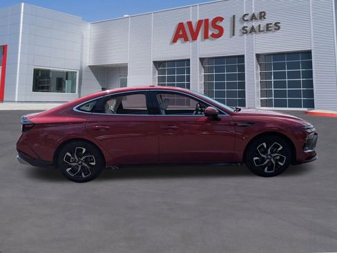 Used 2025 Hyundai Sonata SEL FWD image 5