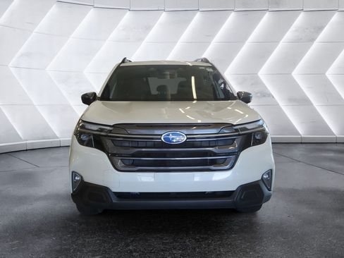 Used 2026 Subaru Forester Limited AWD/4WD image 2