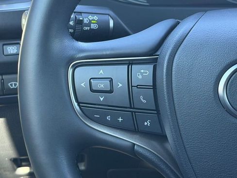 Used 2023 Lexus UX 250h F Sport w/ Accessory Package (Z1) AWD/4WD image 27