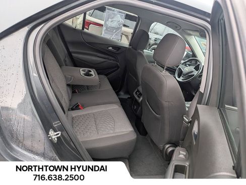 Used 2018 Chevrolet Equinox LT image 33