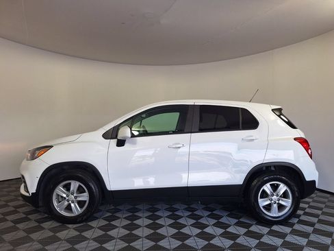 Used 2021 Chevrolet Trax LS w/ Tint and Cruise Package FWD image 8