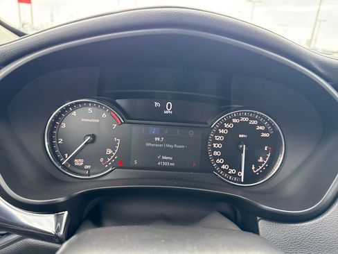 Used 2020 Cadillac XT4 Luxury image 16