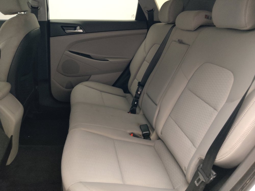 Used 2020 Hyundai Tucson Value FWD image 18