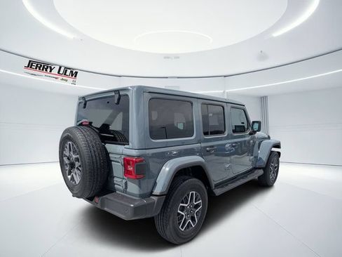 New 2026 Jeep Wrangler Unlimited Sahara AWD/4WD image 3