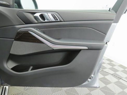 Used 2025 BMW X5 xDrive40i image 25
