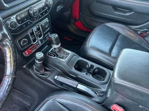 Used 2020 Jeep Gladiator Rubicon image 26