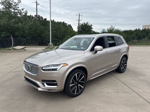 Certified 2024 Volvo XC90 B6 Plus w/ Protection Package Premier AWD/4WD image 1