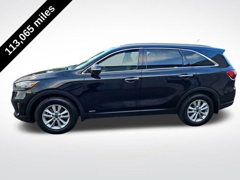 Used 2020 Kia Sorento LX w/ LX I4 Convenience Package AWD/4WD image 2