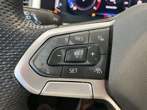 Used 2023 Volkswagen Atlas SEL Premium AWD/4WD image 26