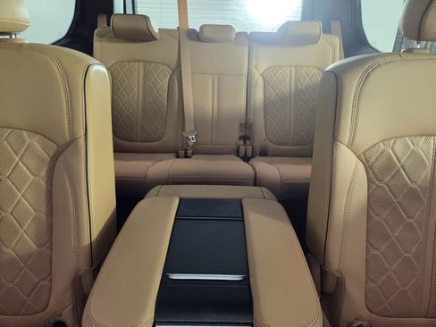 Certified 2025 Jeep Grand Wagoneer Series III w/ Rear Seat Video Group 1 AWD/4WD image 25