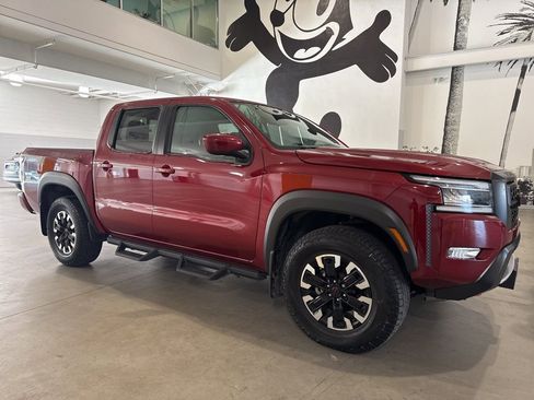 Used 2024 Nissan Frontier PRO-4X w/ Off-Road Protection Package image 4