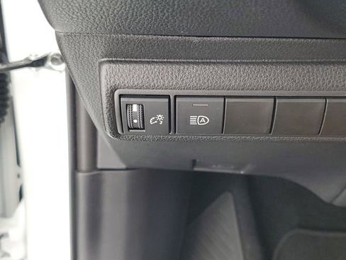 Used 2025 Toyota Corolla SE FWD image 32