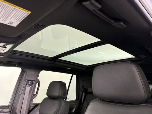 Used 2021 Chevrolet Tahoe Z71 AWD/4WD image 26