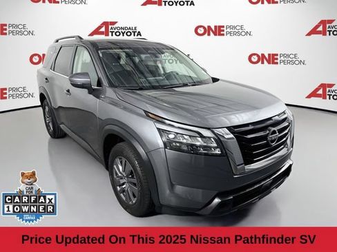 Used 2025 Nissan Pathfinder SV AWD/4WD image 1