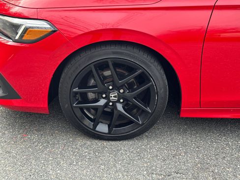 Used 2024 Honda Civic Sport image 10