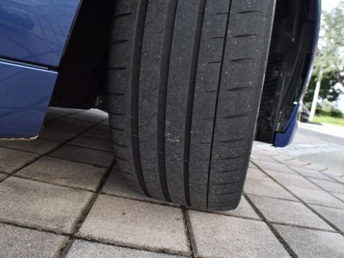 Used 2017 BMW ALPINA B7 xDrive image 90