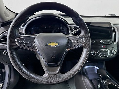Used 2023 Chevrolet Malibu LT FWD image 12