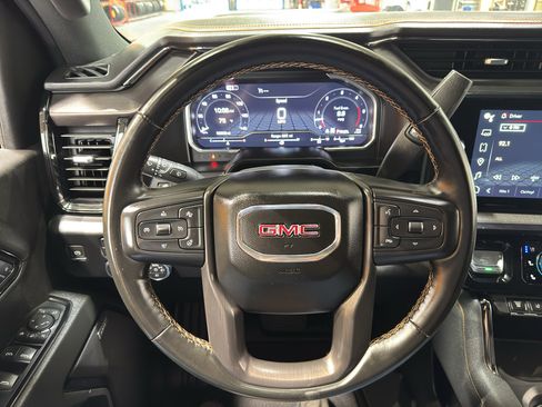 Used 2024 GMC Sierra 2500 AT4 w/ AT4 Premium Plus Package AWD/4WD image 27