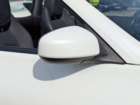 Used 2019 Nissan 370Z Touring image 20