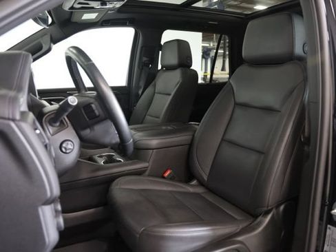 Used 2023 Chevrolet Tahoe LT w/ Luxury Package AWD/4WD image 16