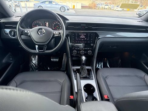 Certified 2022 Volkswagen Passat 2.0T R-Line image 14