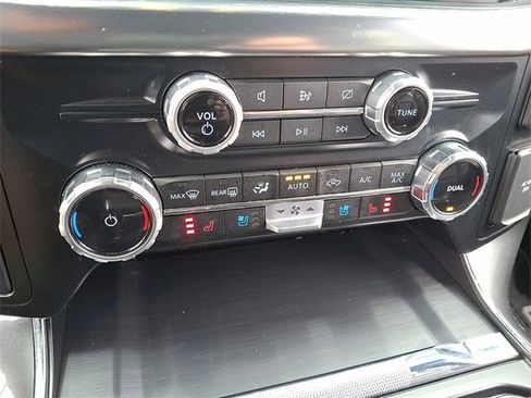 Used 2023 Ford F150 Lariat image 16