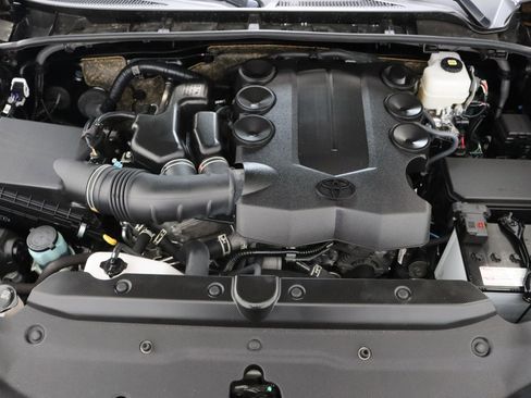 Used 2024 Toyota 4Runner SR5 Premium image 40