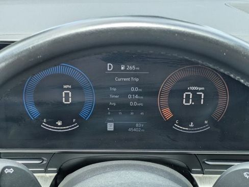 Used 2024 Hyundai Kona SEL AWD/4WD image 25