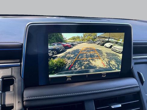 Used 2022 Chevrolet Tahoe LT AWD/4WD image 27