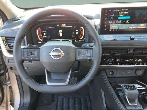 New 2026 Nissan Rogue Platinum AWD/4WD image 22