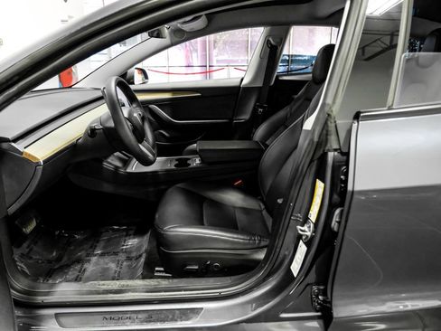 Used 2023 Tesla Model 3 Long Range AWD/4WD image 4