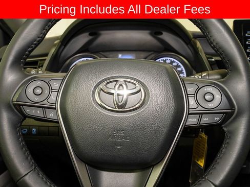 Used 2023 Toyota Camry SE FWD image 16